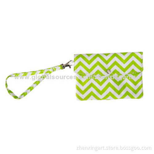 Chevron coin purse with handle